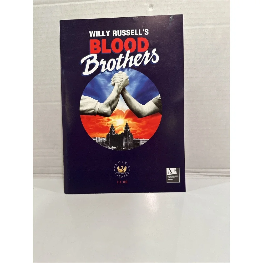BLOOD BROTHERS The Musical theatre Programme LYN PAUL PHOENIX THEATRE